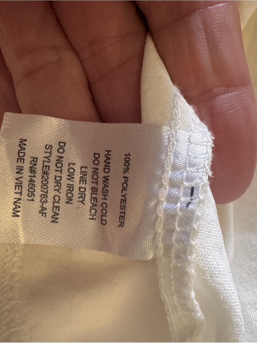 Monteau White Sleeveless Scalloped Hem Tank Top - Picture 6 of 7